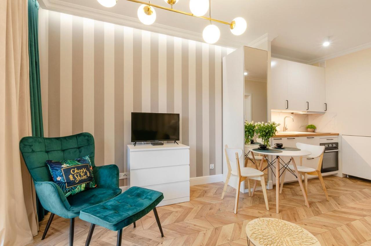 Sky Home- Green Apartament -Manufaktura, Bezplatny Parking, Klimatyzacja, Dostep Na Kod Łódź Exterior foto